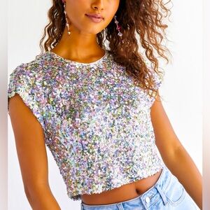Francesca’s Audrey Parks Rylee Short Sleeve Sequin Top Size Large NWT